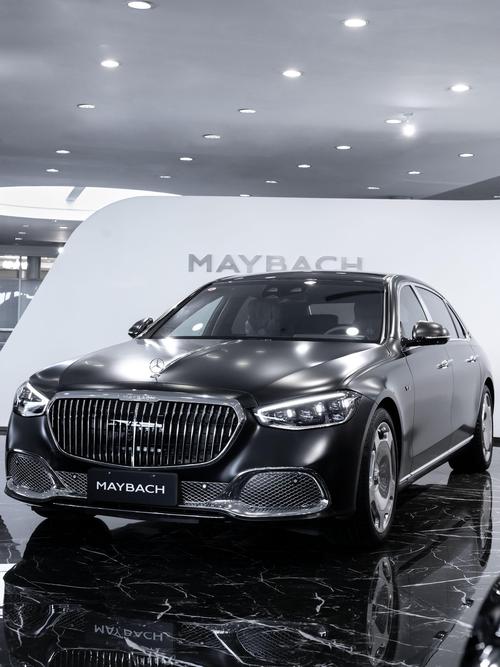 深圳44岚图汽车的售后服务让用户无忧出行，迈巴赫未来的豪华车趋势